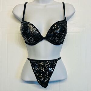 Victoria's Secret Gorgeous Plunge Bling Sequin Bra‎ 32D Thong Panty Set Black